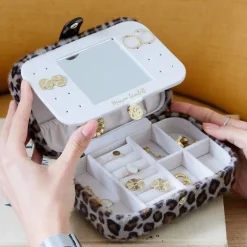 Boîte à Bijoux de Voyage Brigitte Velours Léopard, Maison Scarlett