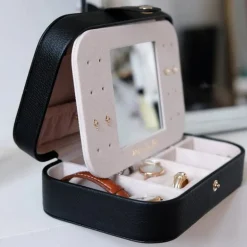 Boîte à Bijoux de Voyage Brigitte Cuir Noir, Maison Scarlett