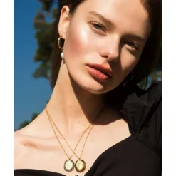 Collier Santa Maria Gold, Palas