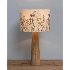 Lampe et abat-jour brodé Wildflower, Chehoma