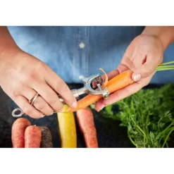 Éplucheur à légumes 17 cm, Rösle